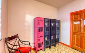 Sin City Hostel photos Exterior