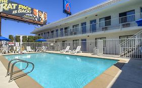Motel 6 Las Vegas, Nv - I-15 Stadium Exterior photo